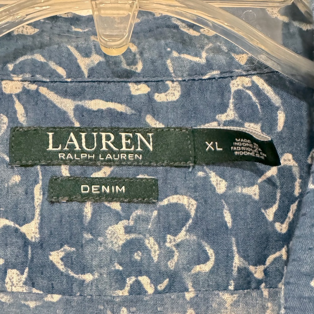 Lauren Ralph Lauren Button Down Blouse, Blue Floral, Size XL, Lightweight Cotton - Picture 3 of 5